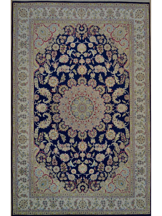 Indian Naeen hand knotted rug 7x10