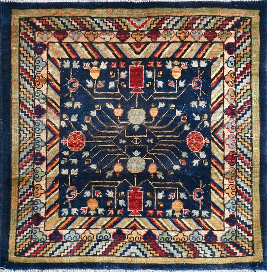 Pakistani Bukhara hand knotted rug 2x3