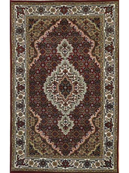 Indian Jute hand knotted rug 5x8