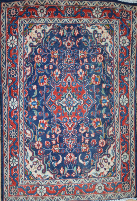 Persian Hamadan hand knotted rug 2x3