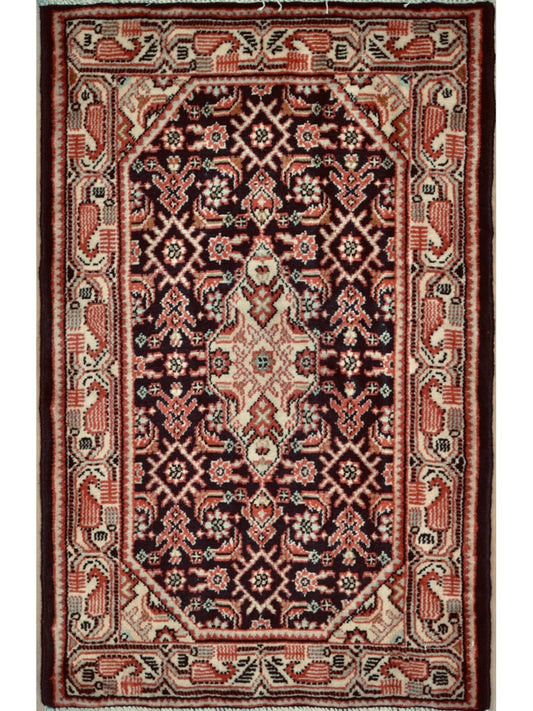 Persian Hamadan hand knotted rug 2x3