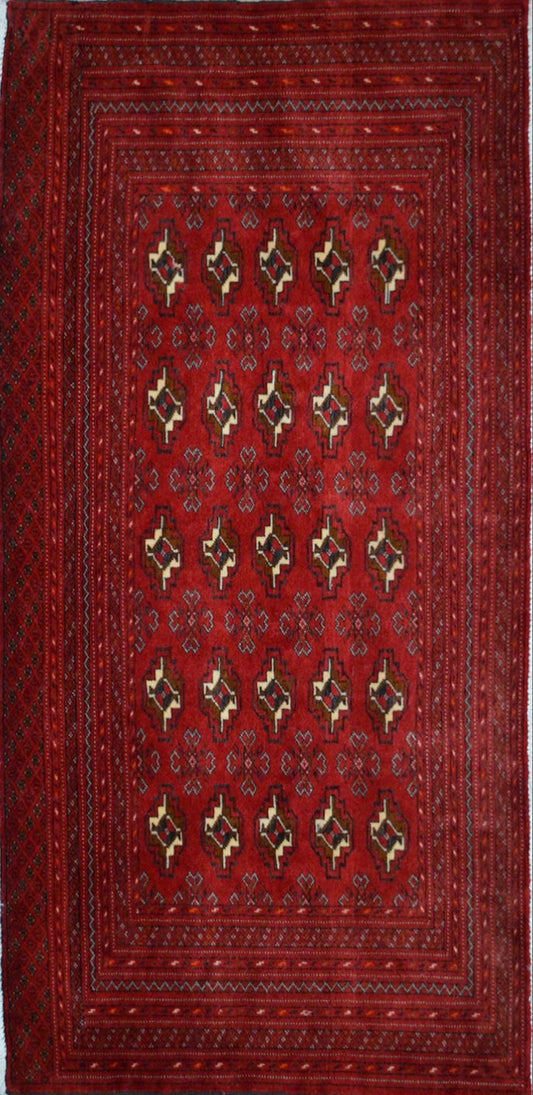 Persian Turkman hand knotted rug 2'6x4'6