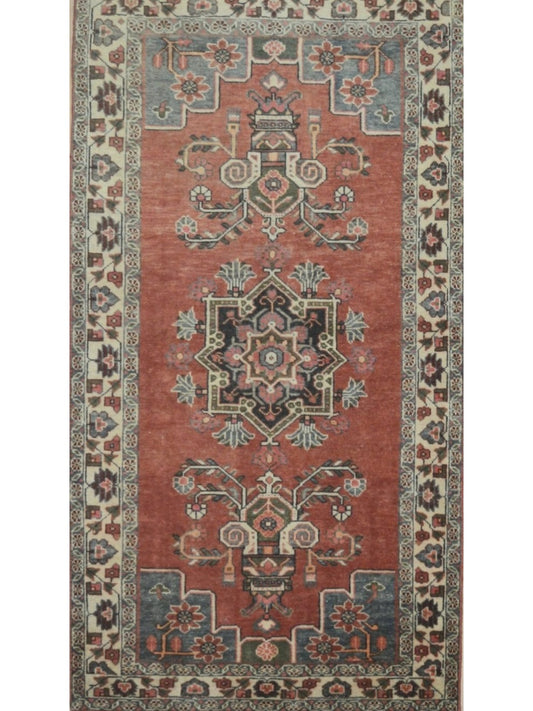 Persian Lori hand knotted rug 5x7
