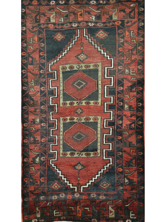 Persian Hamadan hand knotted rug 5x7