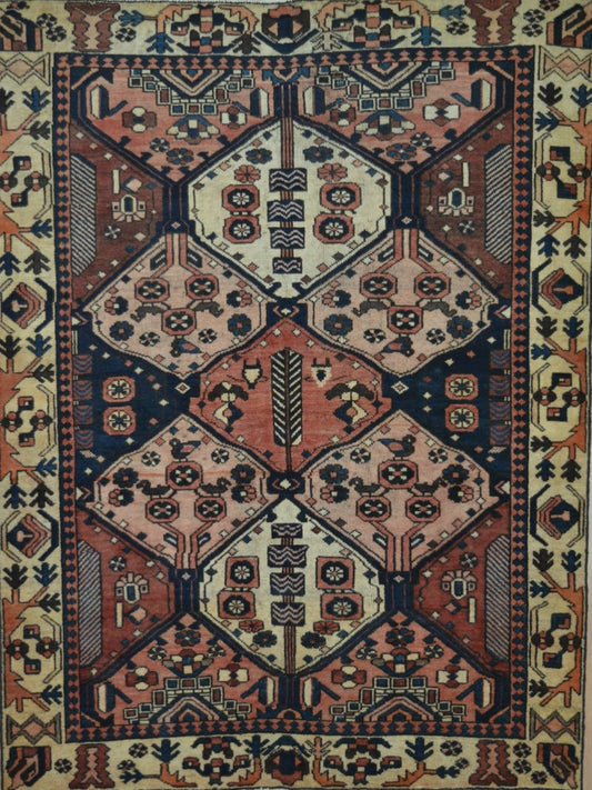 Persian Bakhtiari hand knotted rug 5x7