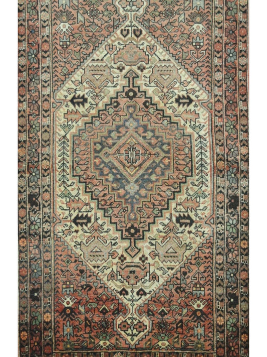 Persian Hamadan hand knotted rug 5x7