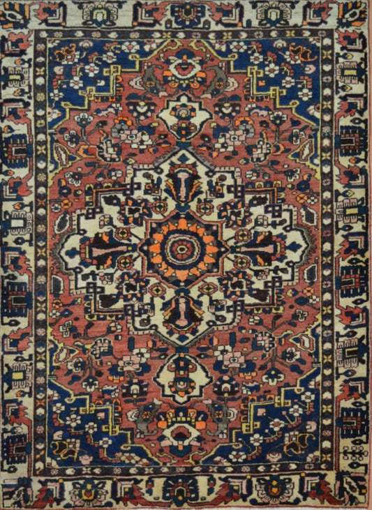 Persian Bakhtiari hand knotted rug 5x7