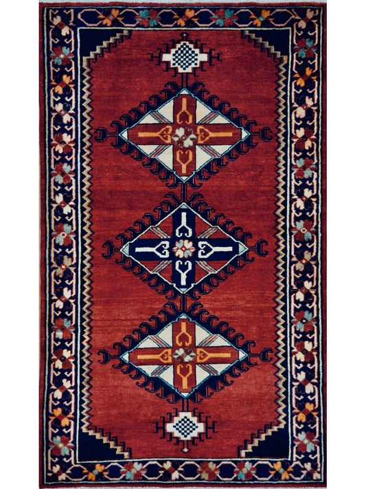 Persian Hamadan hand knotted rug 5x7
