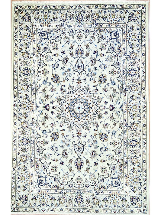 Persian Kashan hand knotted rug 5x7