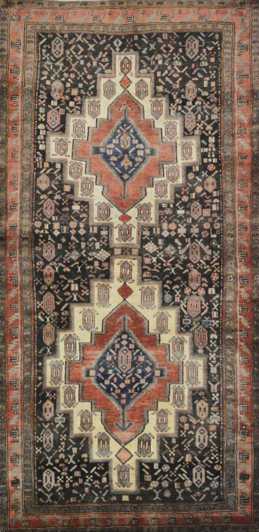 Persian Hossein Abad hand knotted rug