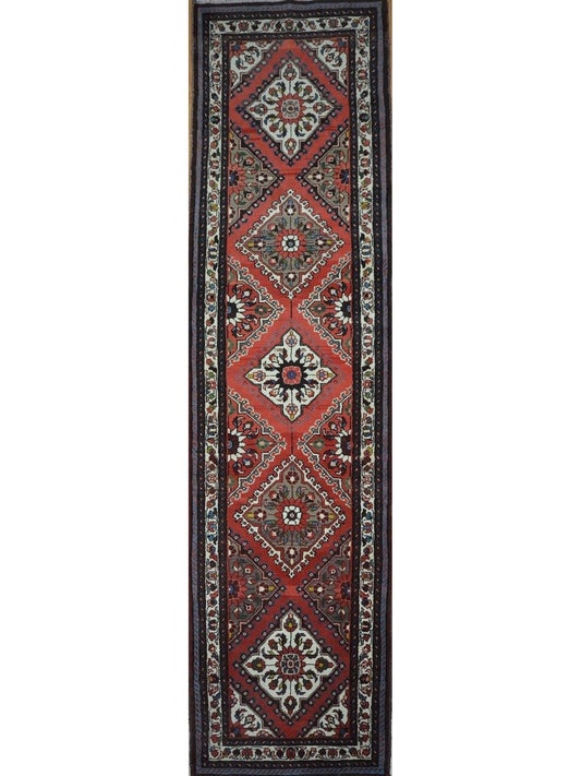Persian Hamadan hand knotted rug