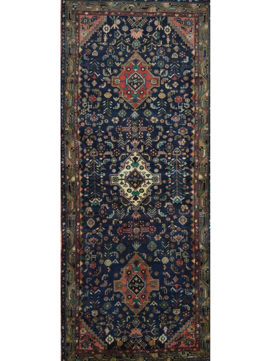 Persian Hamadan hand knotted rug