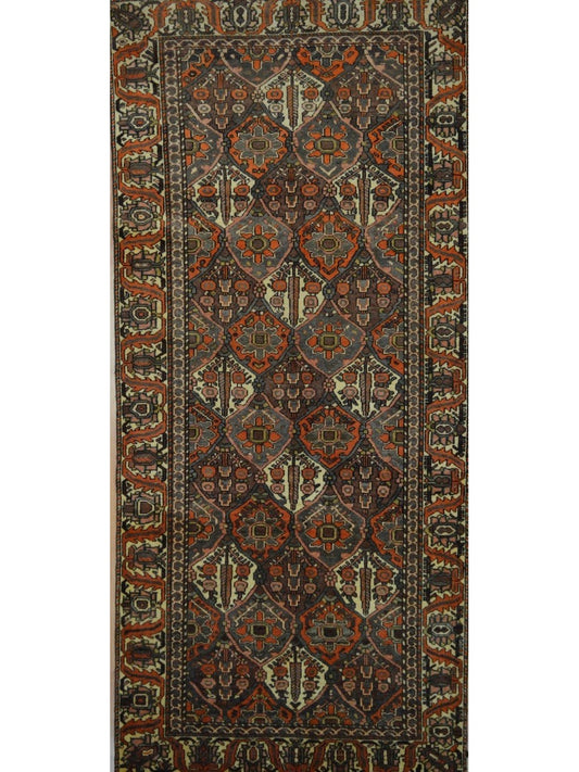 Persian Bakhtiari hand knotted rug
