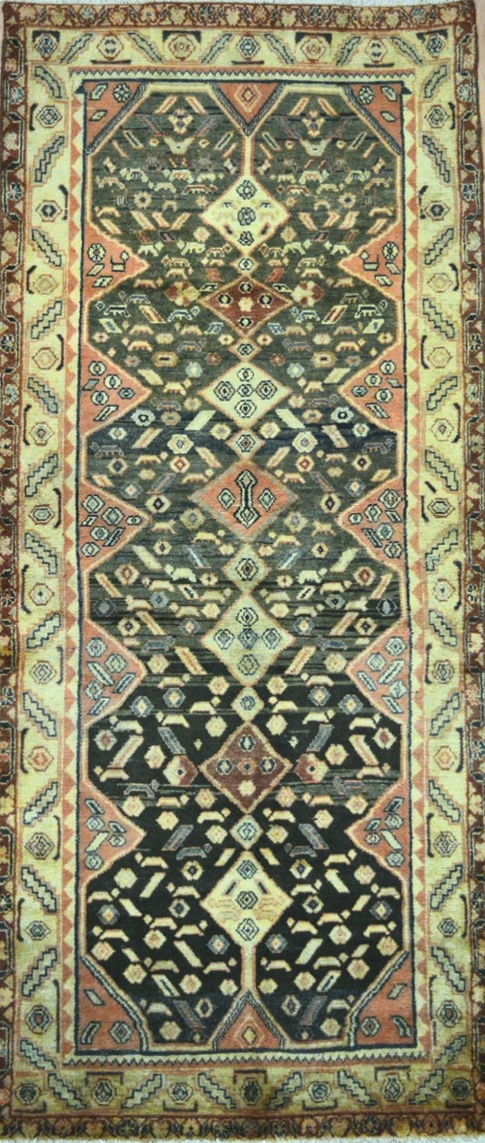 Persian Hamadan hand knotted rug