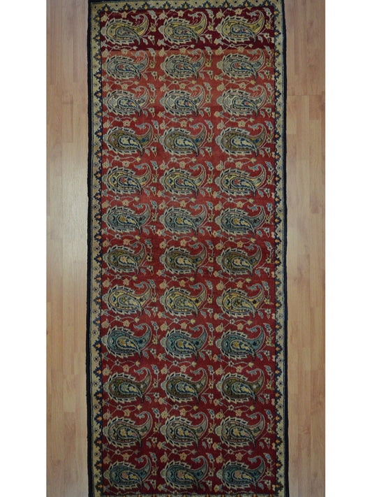 Persian Hamadan hand knotted rug